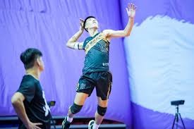 救火队员！阿隆-维金斯首节替补5分钟5中4拿到9分 三分2中1